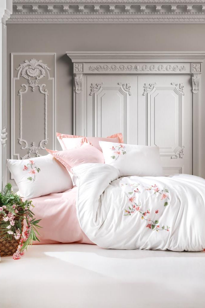 Cotton Box-3D Nakışlı Saten Çift Kişilik Nevresim Takımı Luna Pudra-Nevresim Takımı-1-Milagron.com