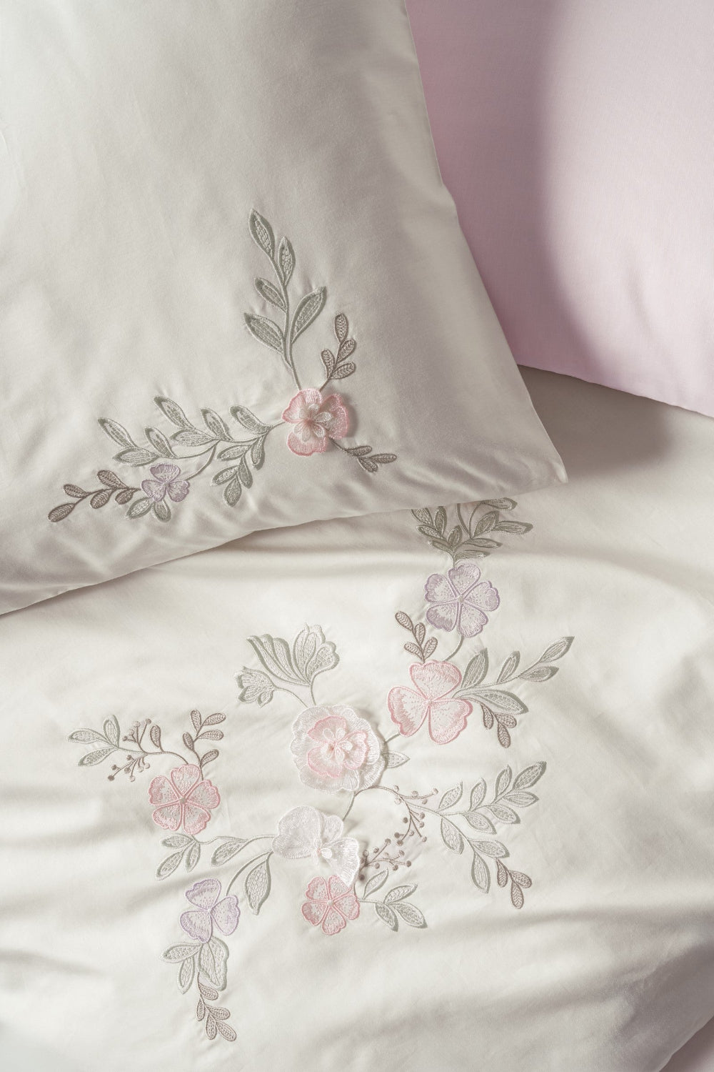 Cotton Box-3D Nakışlı Saten Çift Kişilik Nevresim Takımı Yedda Pudra-Nevresim Takımı-2-Milagron.com