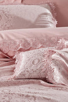 Cotton Box-Chi Chi Çift Kişilik Pikeli Nevresim Takımı Elegance Pudra-Pike Takımı-2-Milagron.com