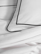 Cotton Box-Classic Çeyizlik Çift Kişilik Pikeli Nevresim Takımı Mahur Beyaz-Pike Takımı-3-Milagron.com