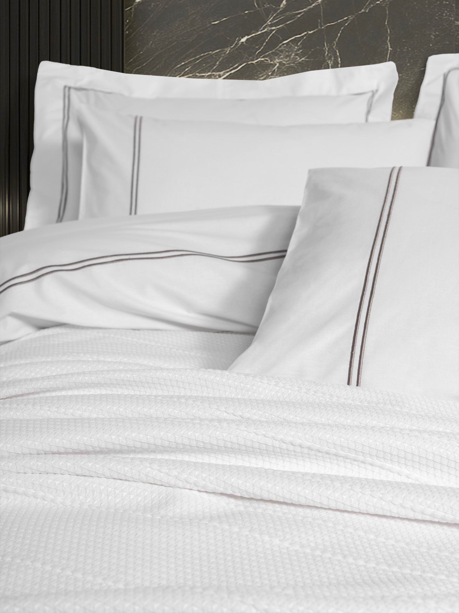 Cotton Box-Classic Çeyizlik Çift Kişilik Pikeli Nevresim Takımı Mehveş Beyaz-Pike Takımı-2-Milagron.com