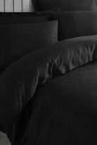 Cotton Box-Jakarlı Saten Çift Kişilik Nevresim Takımı Dama Siyah-Nevresim Takımı-2-Milagron.com