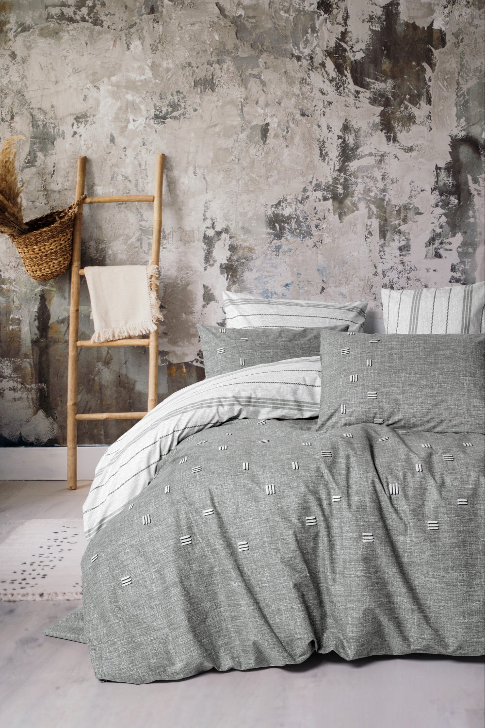 Cotton Box-Klein Nakışlı Ranforce Çift Kişilik Nevresim Takımı Patara Gri-Nevresim Takımı-1-Milagron.com