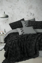 Cotton Box-Limi Çift Kişilik Yatak Örtülü Nevresim Takımı Viggo Siyah-Yatak Örtüsü-1-Milagron.com