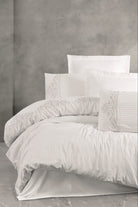 Cotton Box-Cotton Box Nakışlı Saten çift Kişilik Nevresim Takımı Genny Beyaz-Çift Kişilik Nevresim Takımı-1-Milagron.com