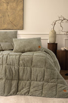 Cotton Box-Tek Kişilik Peluş Yorgan Seti Taş 155x215 Cm-Yorgan-1-Milagron.com