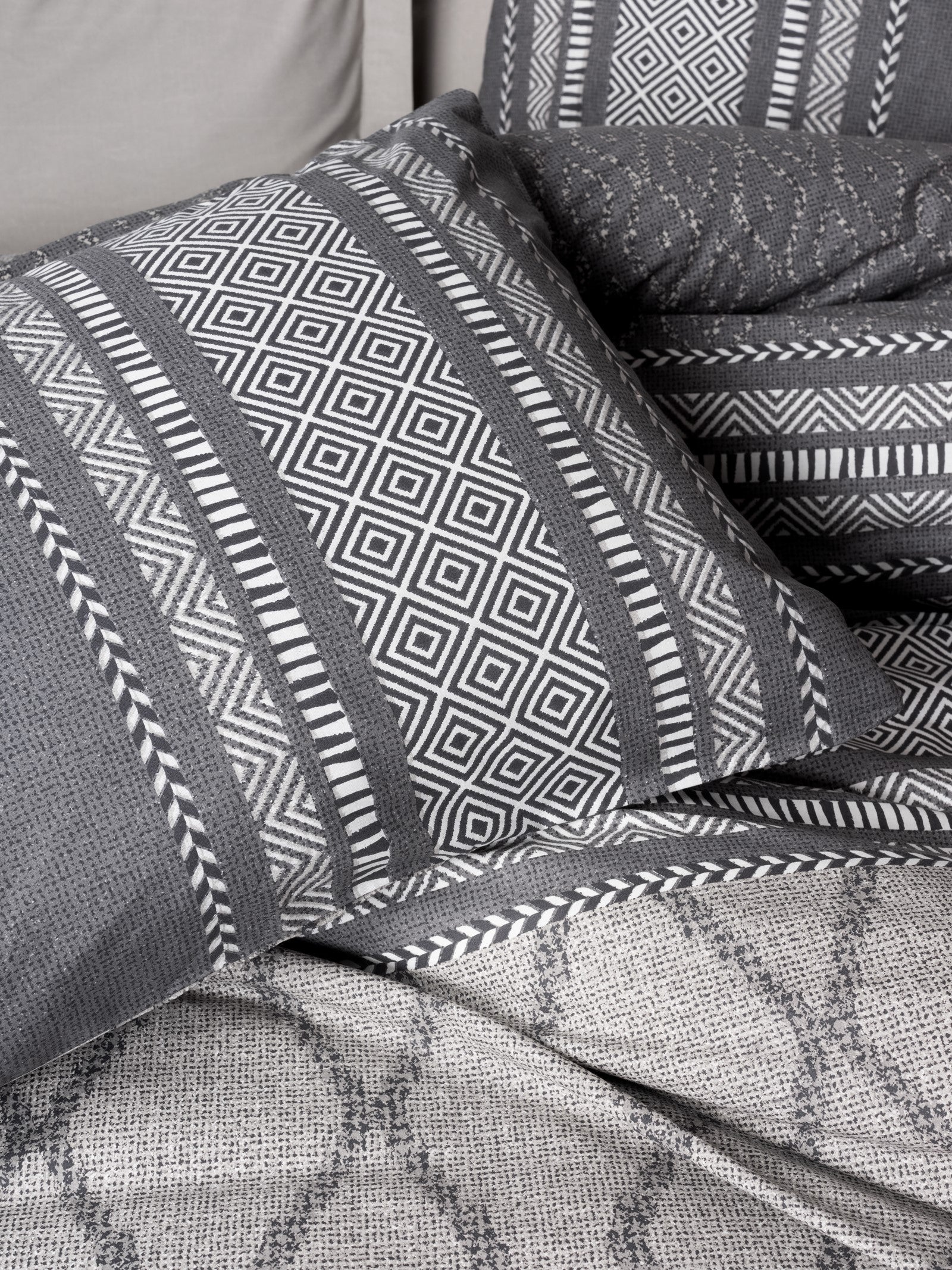 Cotton Box-Cotton Box Toprak Tek Kişilik Nevresim Takımı Tonnia Vizon-Tek Kişilik Nevresim Takımı-2-Milagron.com