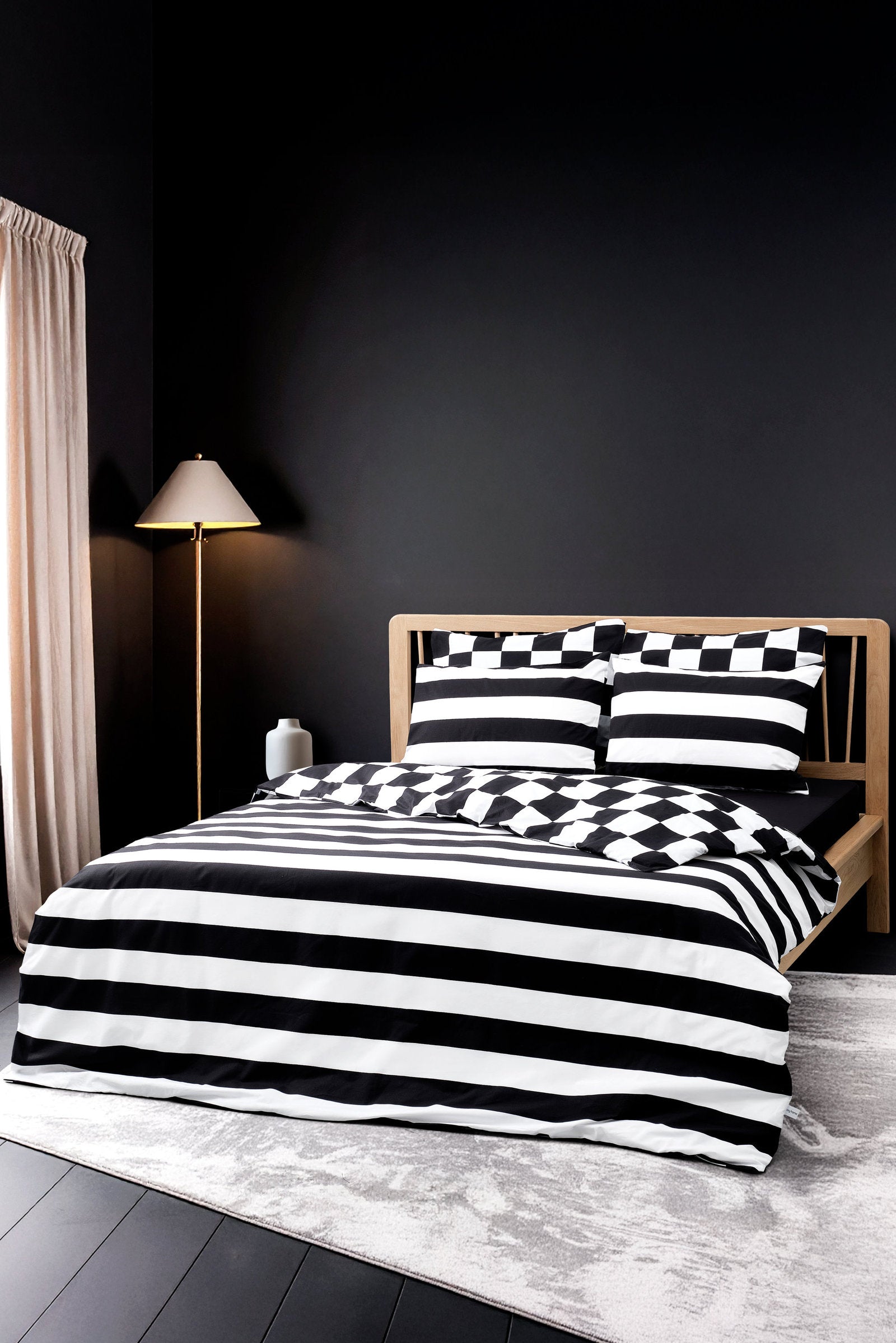 Cozy Home Mono Çift Kişilik Lastikli Çarşaflı Nevresim Takımı Code Siyah