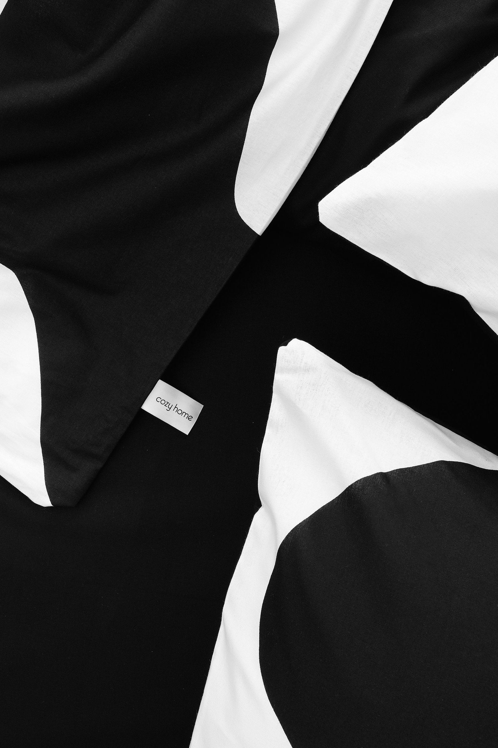 Cozy Home Mono Çift Kişilik Lastikli Çarşaflı Nevresim Takımı Flow Siyah