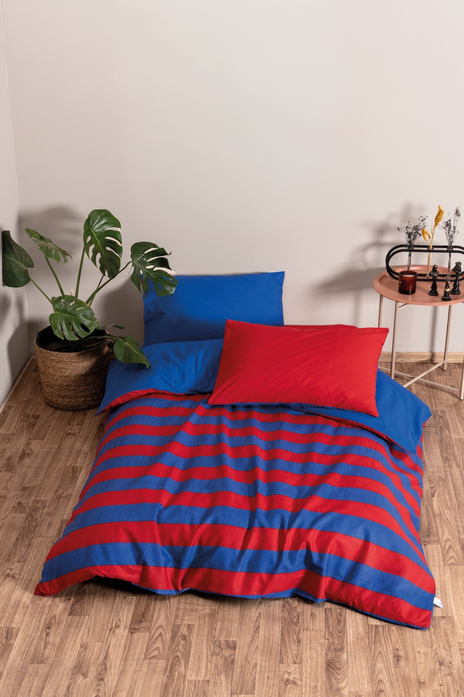 Cozy Home Popping Colors Tek Kişilik Lastikli Çarşaflı Nevresim Takımı Blaze Kırmızı
