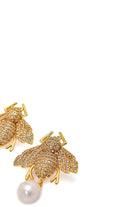 Damla Kalender-Bee With Pearl Earrings-Küpe-3-Milagron.com