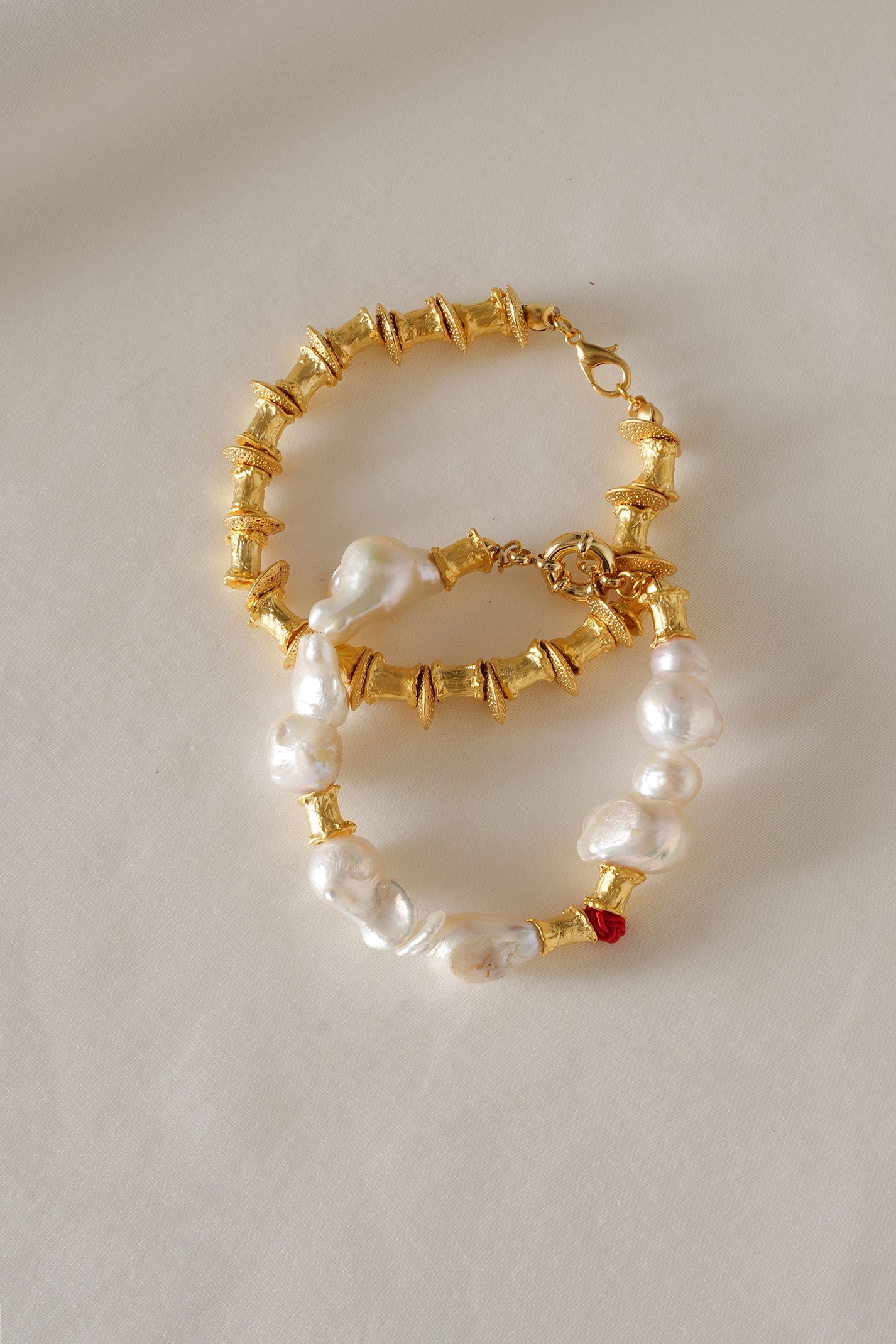 Damla Kalender-Duo Pearl Bracelet-Bileklik-2-Milagron.com