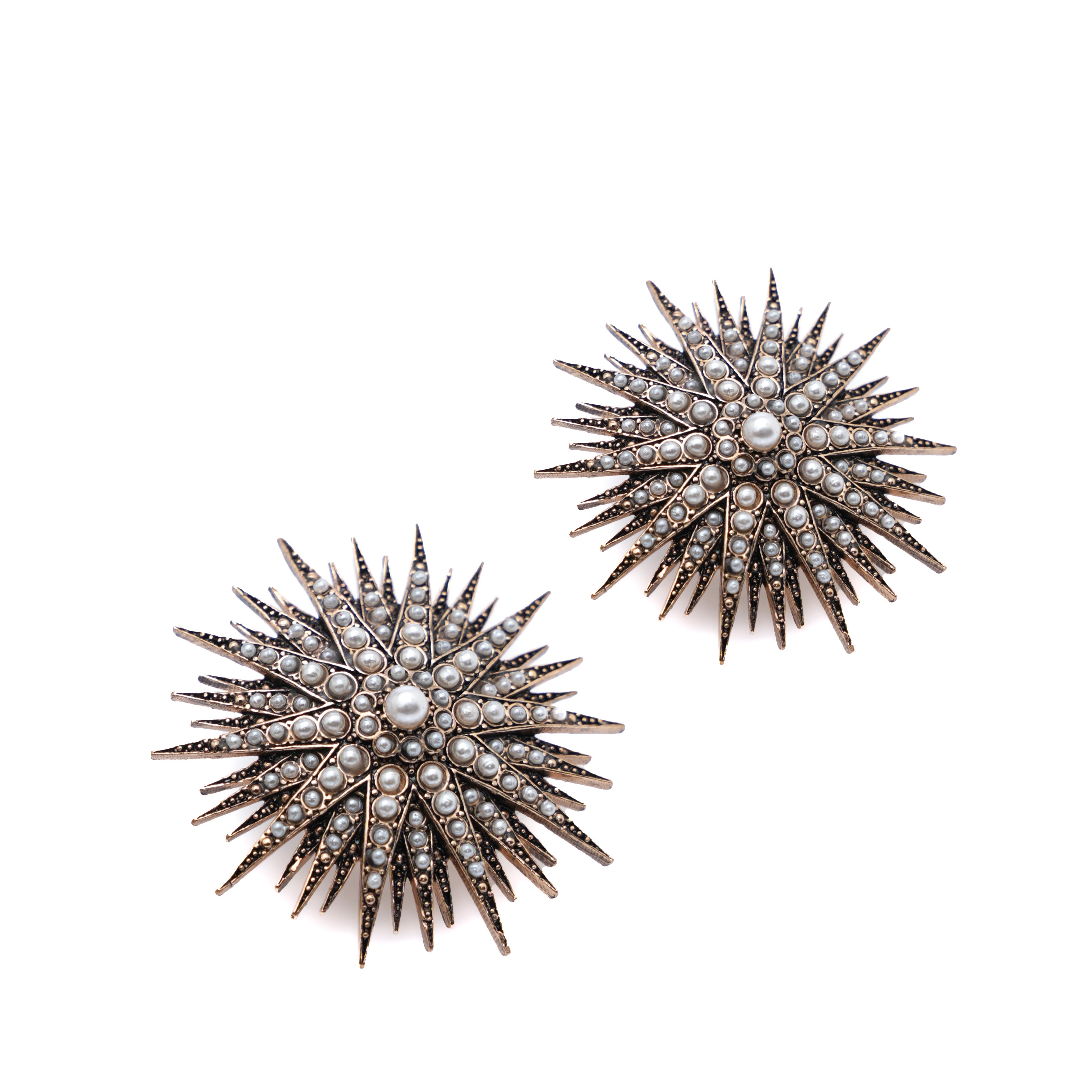 Damla Kalender-Scuti Earrings-2-Milagron.com