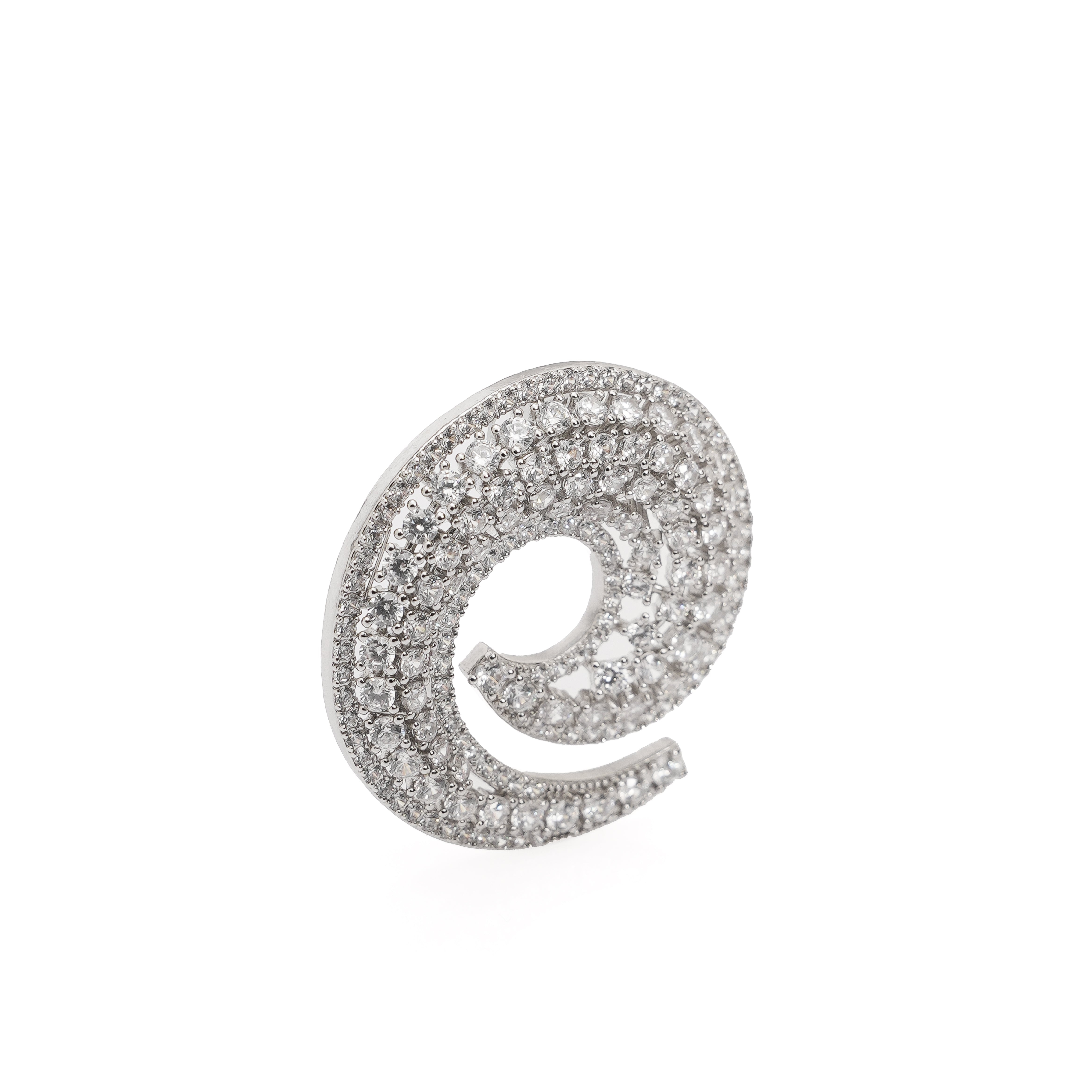 Damla Kalender-Seraphin Earrings-3-Milagron.com