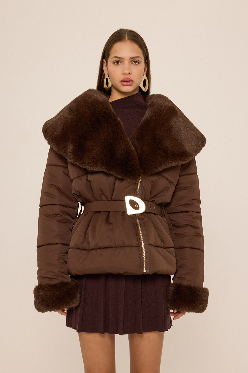 Declara-Elara Puffer-Mont-1-Milagron.com