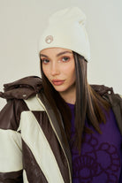 Declara-Soft Vanilla Iconic Beanie-Aksesuar-4-Milagron.com