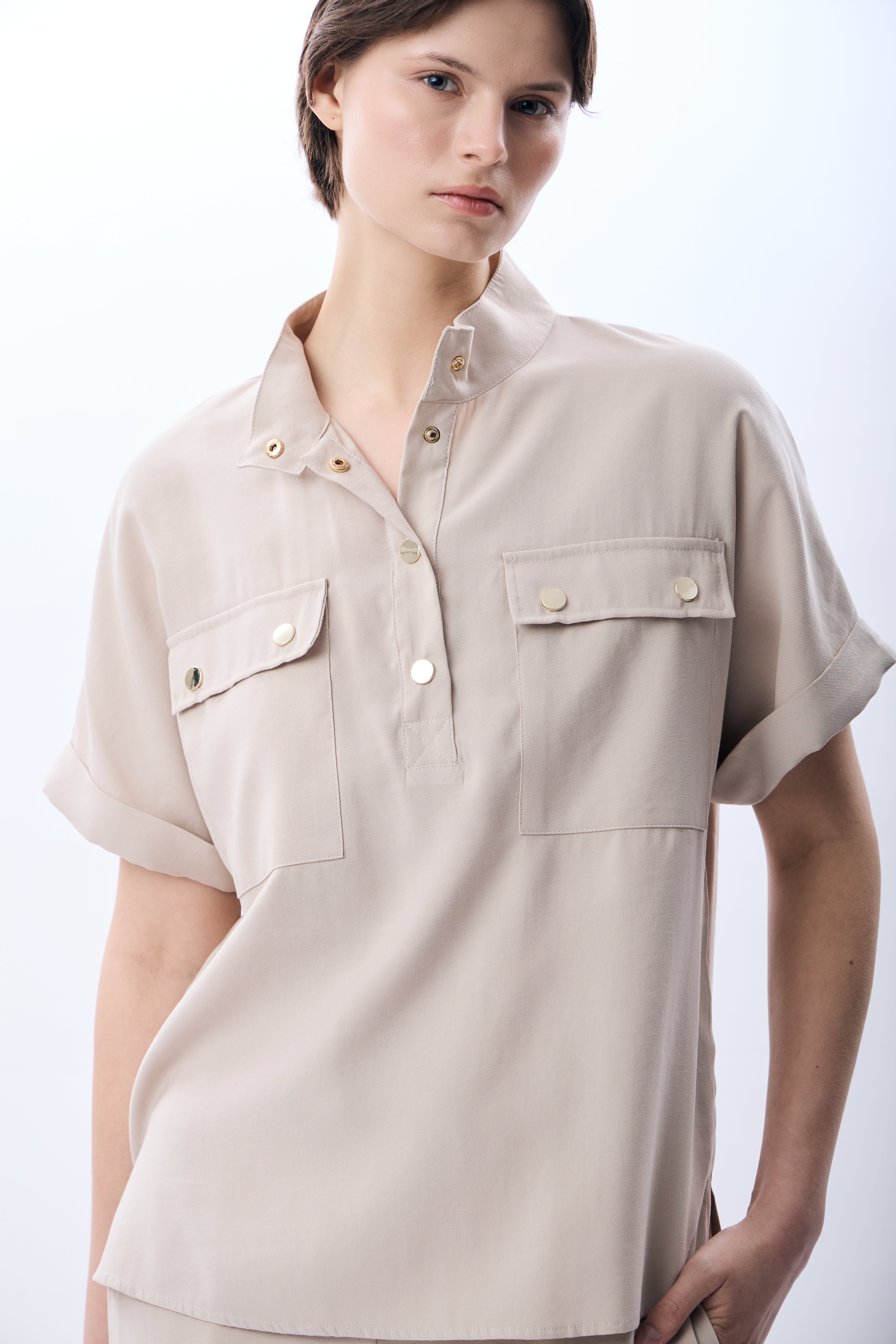 Diagonal-Açık Yaka Metal Düğmeli Gömlek-Gömlek-2-Milagron.com