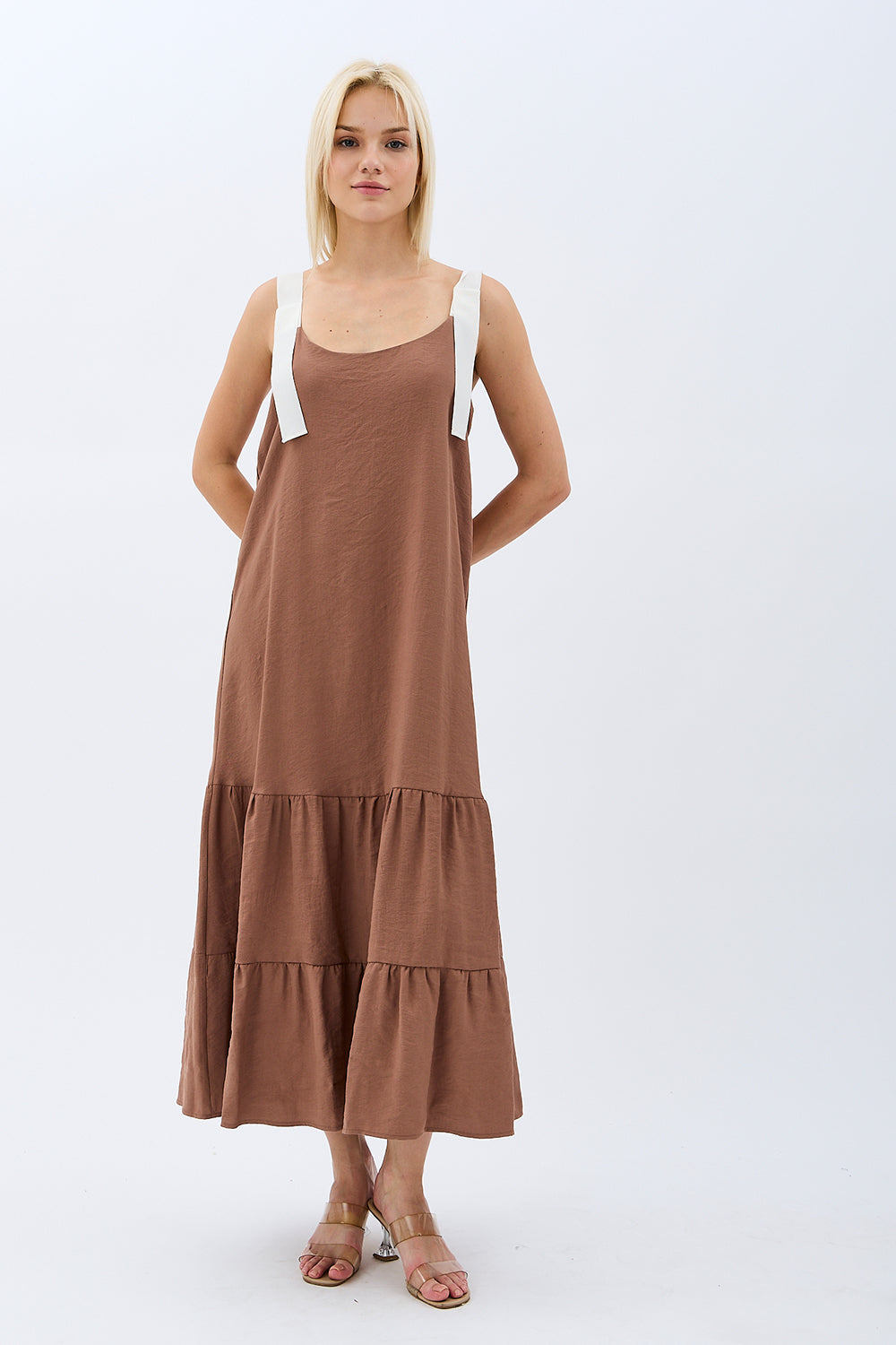 Diagonal-Askılı Maxi Boy Salaş Elbise (Kahverengi)-ELBİSE-7-Milagron.com