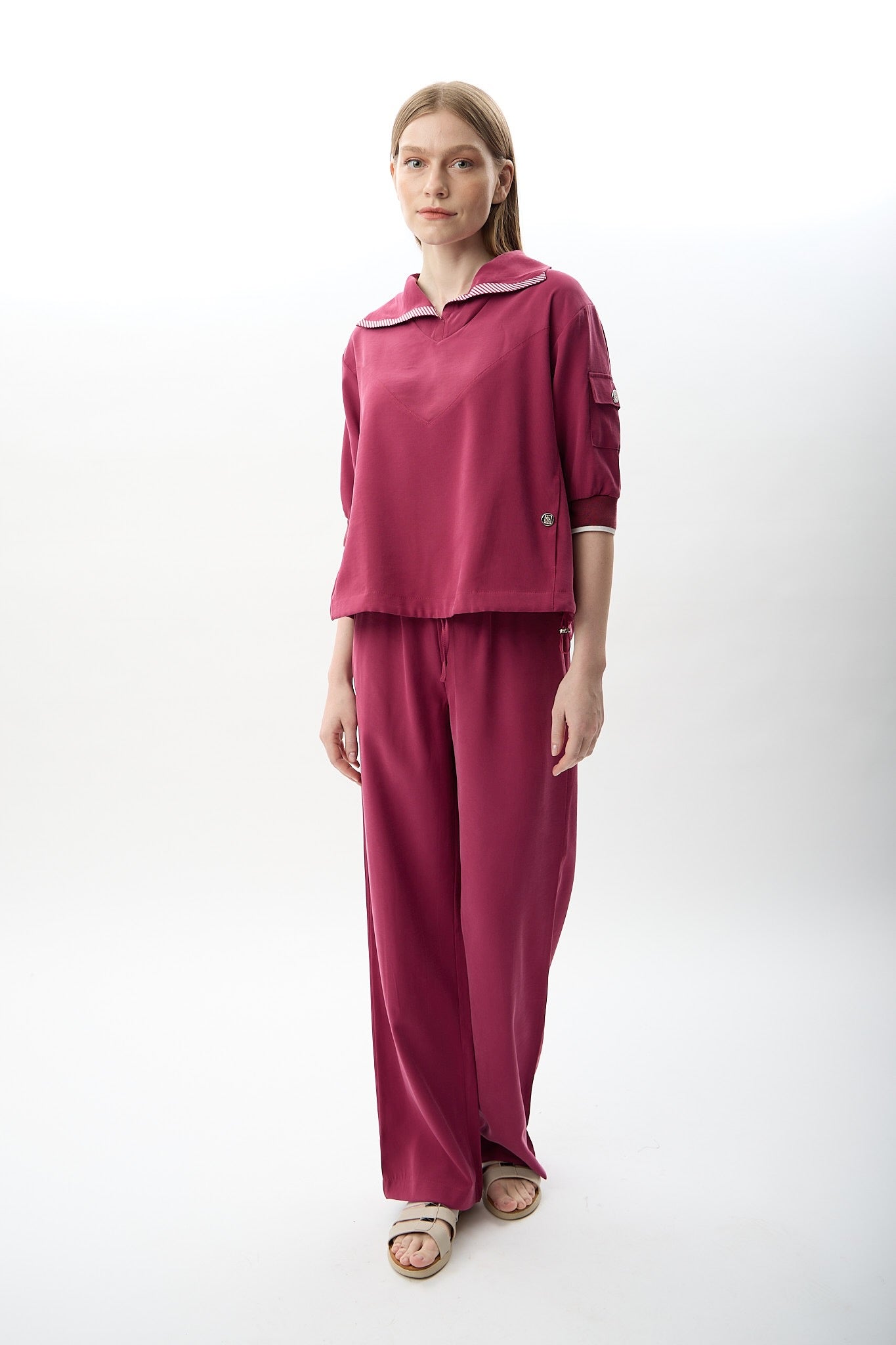 Diagonal-Bağcıklı Düz Paça Pantolon-,-11-Milagron.com