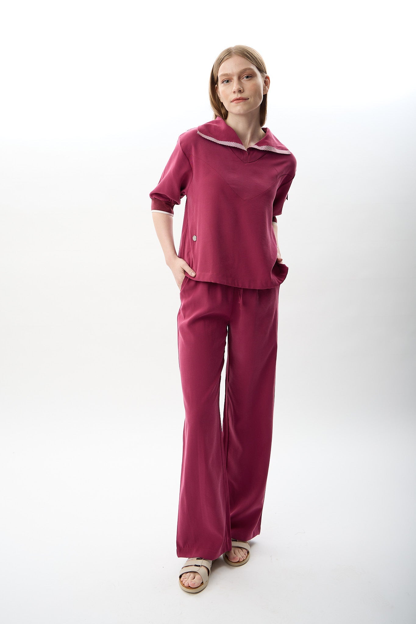 Diagonal-Bağcıklı Düz Paça Pantolon-Pantolon-3-Milagron.com