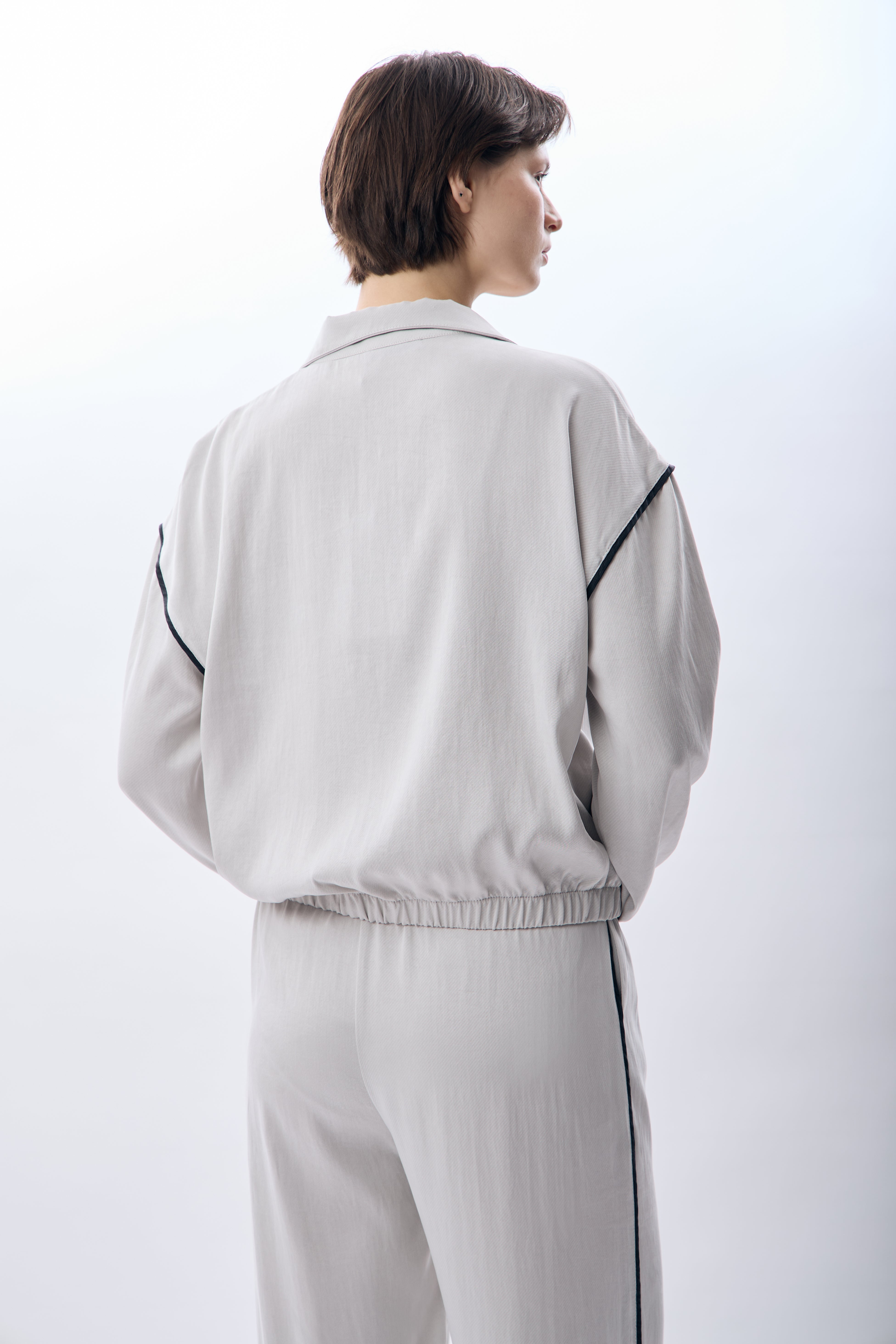 Diagonal-Bağcıklı Rahat Kesim Pantolon-Pantolon-3-Milagron.com