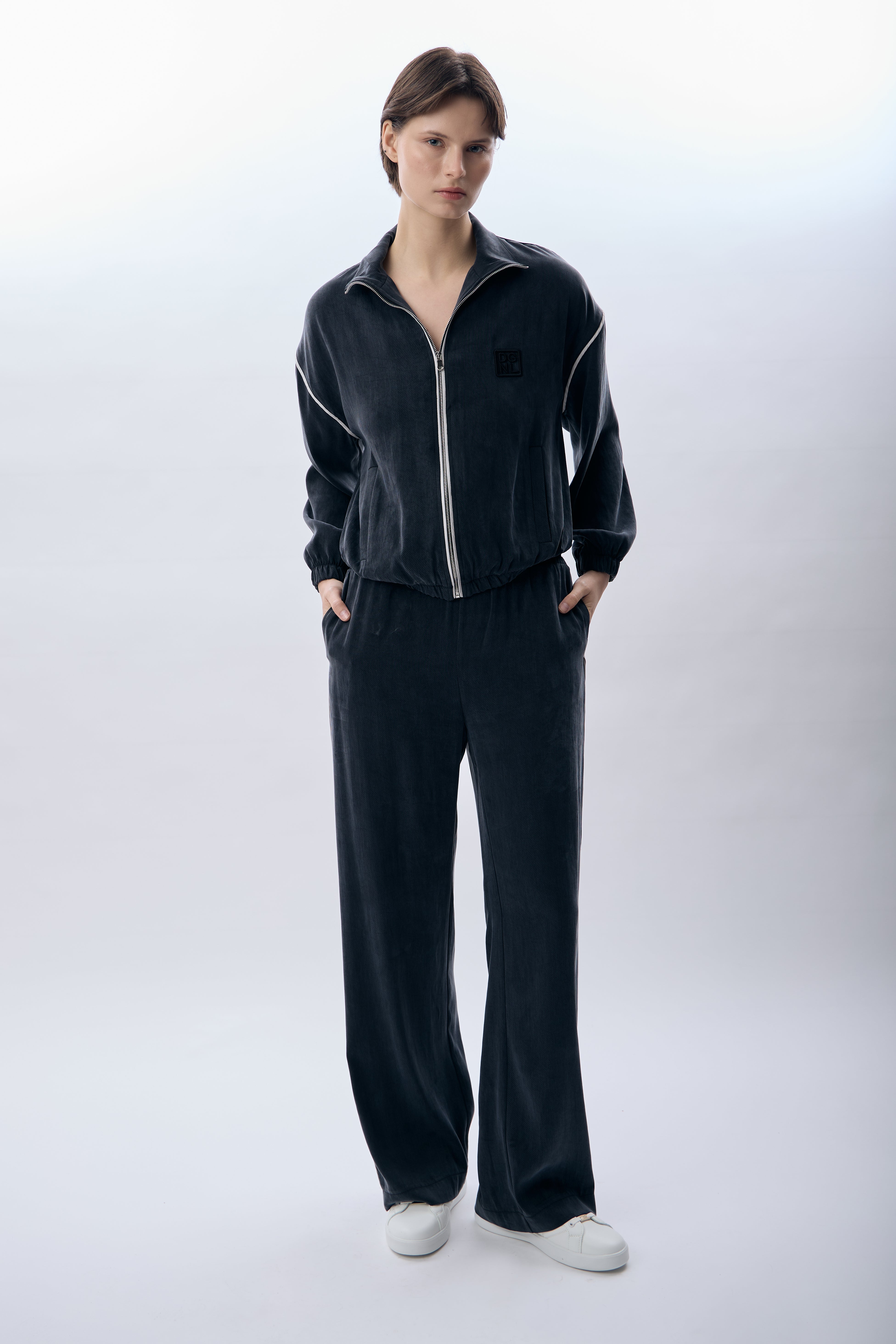 Diagonal-Bağcıklı Rahat Kesim Pantolon-Pantolon-6-Milagron.com