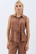 Diagonal-Bel Bağcıklı Kolsuz Gömlek Yaka Bluz-Gömlek-1-Milagron.com