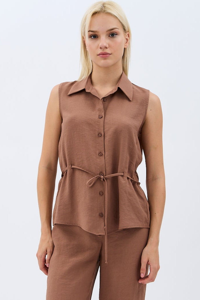 Diagonal-Bel Bağcıklı Kolsuz Gömlek Yaka Bluz-Gömlek-1-Milagron.com