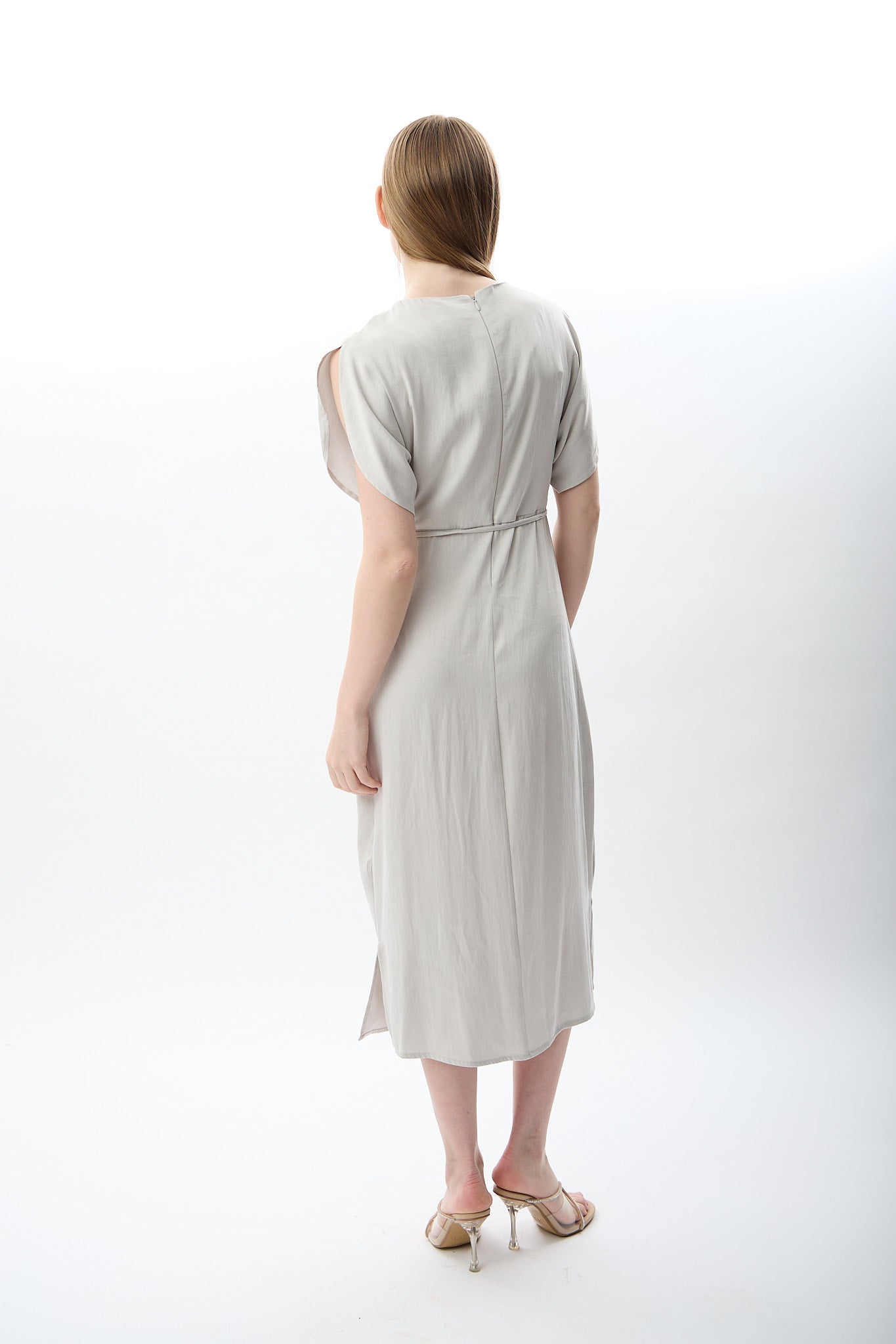 Diagonal-Belden Bağlamalı Yırtmaçlı Elbise (Gri)-ELBİSE-3-Milagron.com