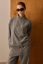 Diagonal-Bol Kesim Gri Pantolon-Pantolon-3-Milagron.com