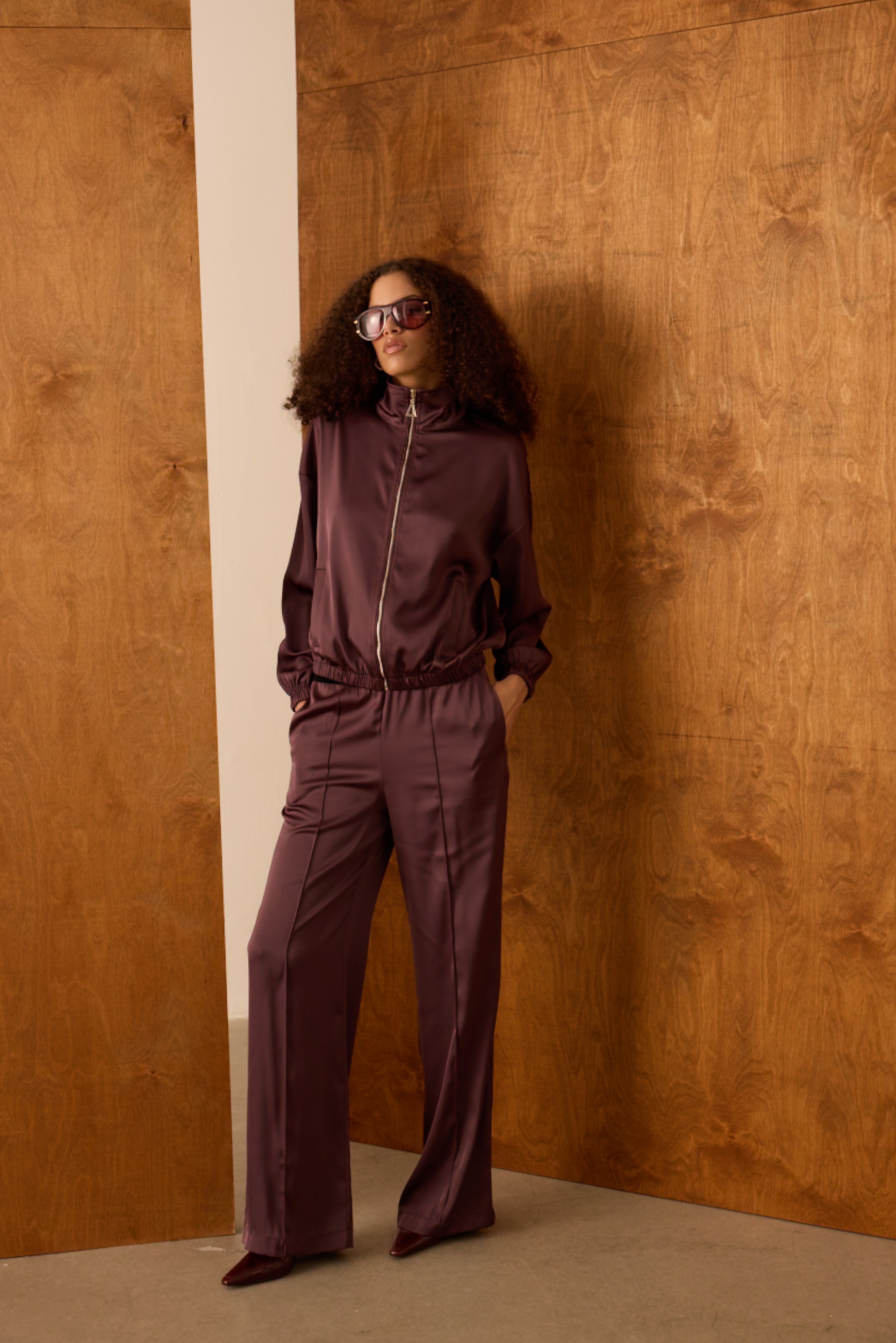 Diagonal-Bol Kesim Kahverengi Pantolon-Pantolon-4-Milagron.com