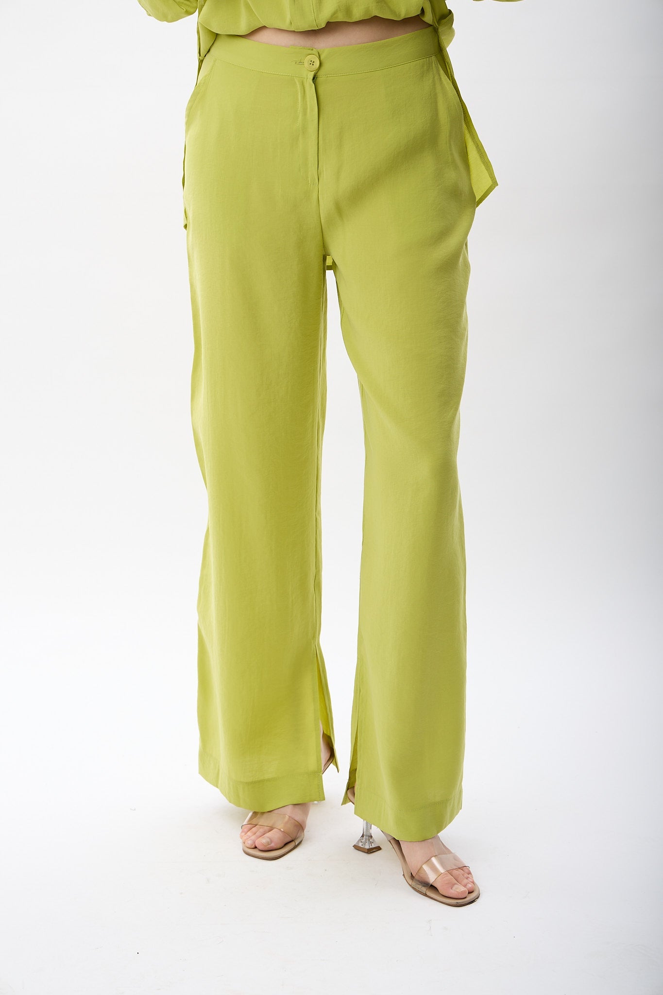 Diagonal-Bol Kesim Yırtmaçlı Pantolon-Pantolon-5-Milagron.com