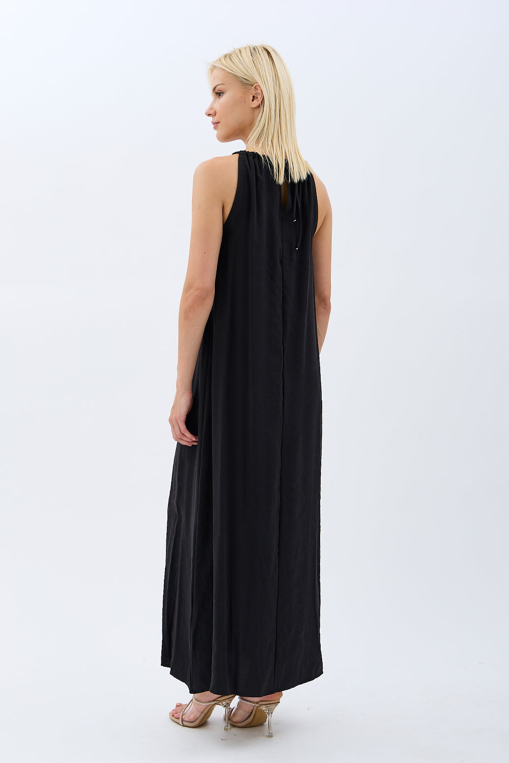 Diagonal-Boyundan Bağlamalı Maxi Elbise-Elbise-4-Milagron.com