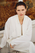 Diagonal-Büzgülü Kol Fermuarlı Bomber Ceket (Beyaz)-CEKET-4-Milagron.com