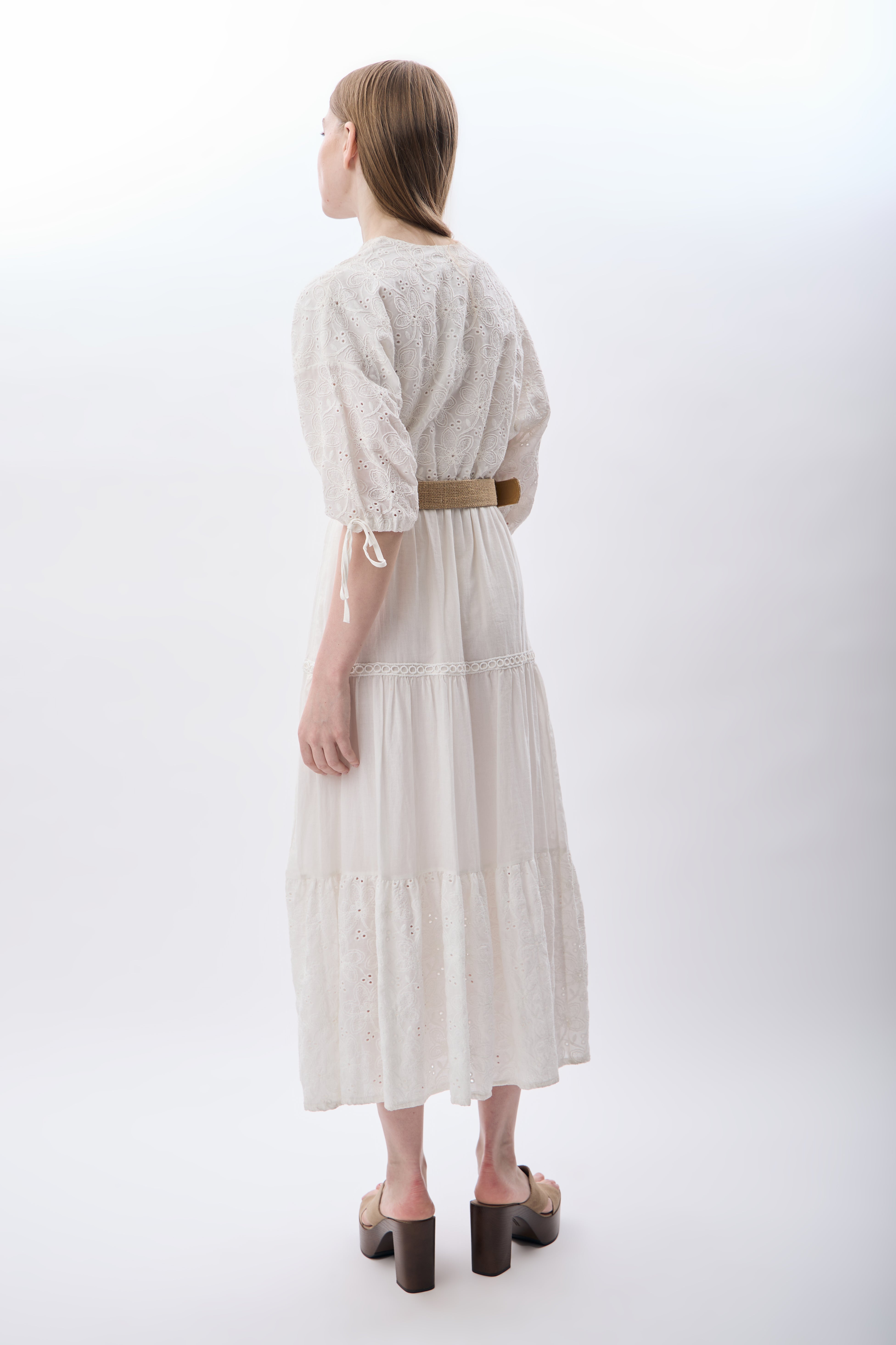 Diagonal-Dantelli V Yaka Elbise (Beyaz)-ELBİSE-6-Milagron.com