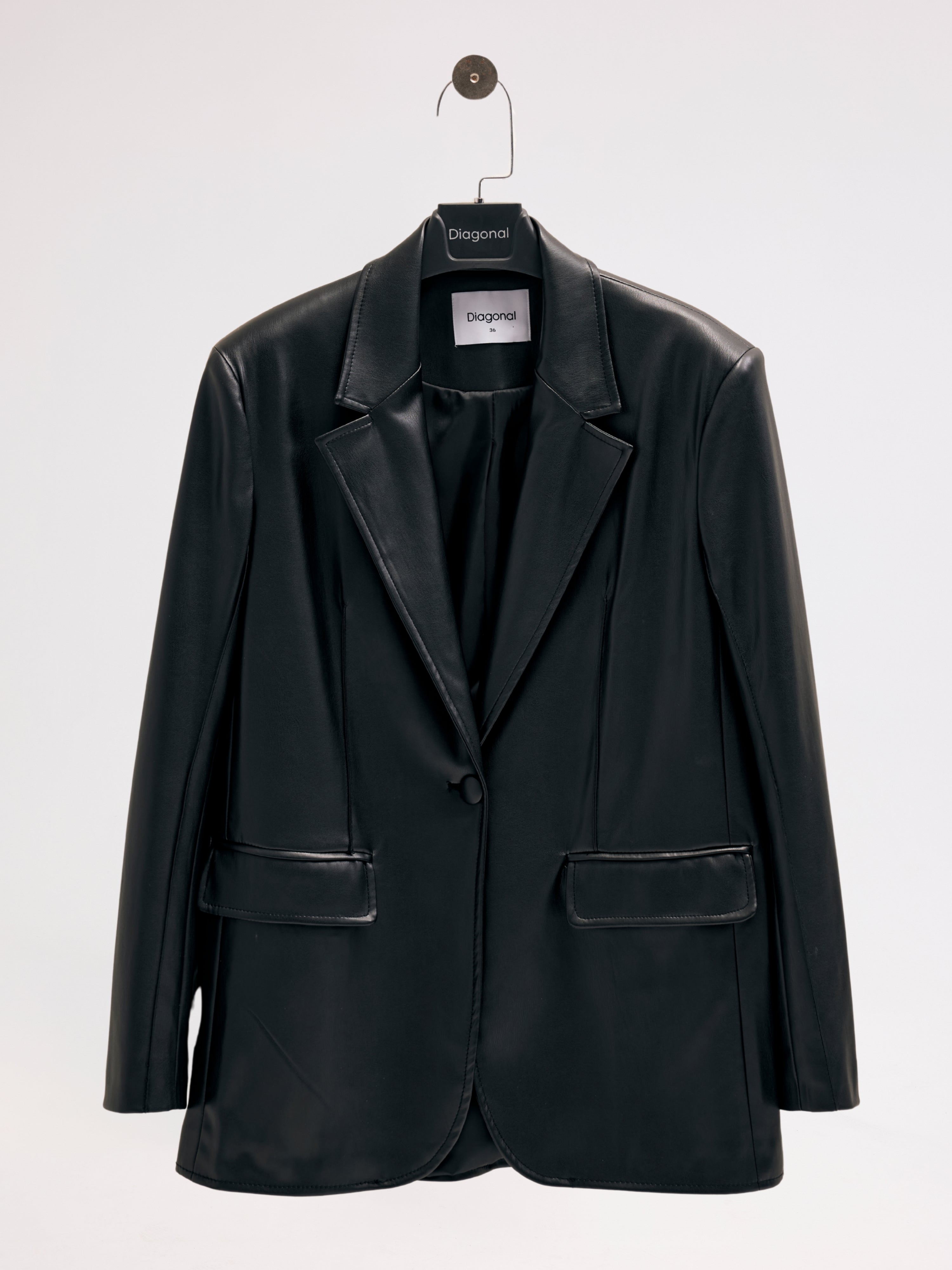 Diagonal-Deri Siyah Ceket-Ceket-8-Milagron.com