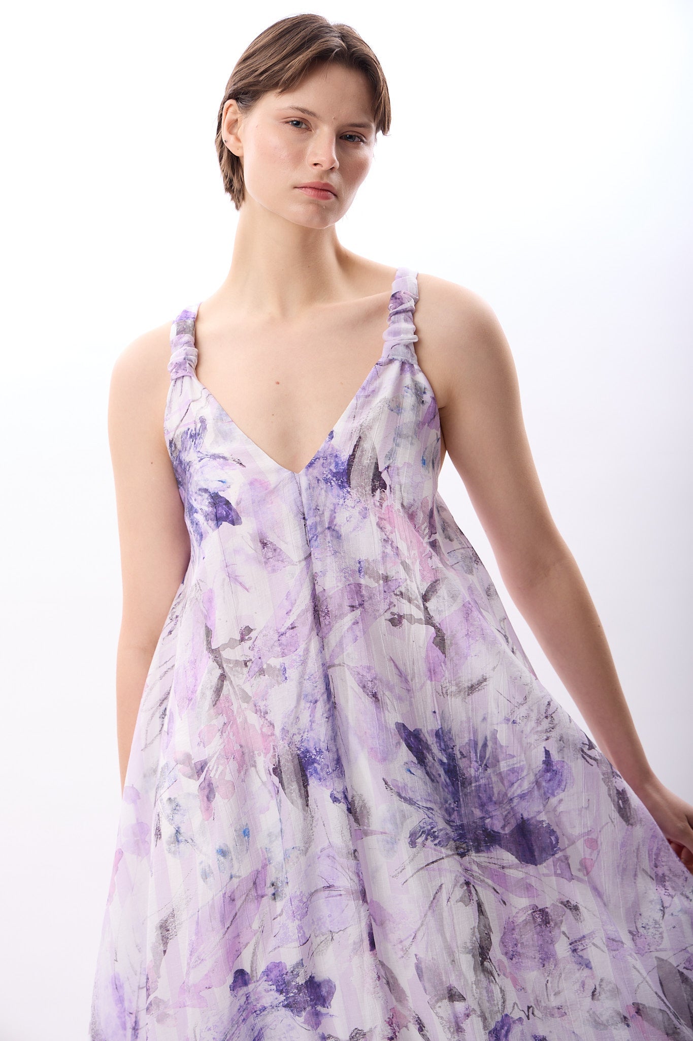 Diagonal-Desenli Ve Dökümlü Maxi Elbise (Lila)-ELBİSE-5-Milagron.com