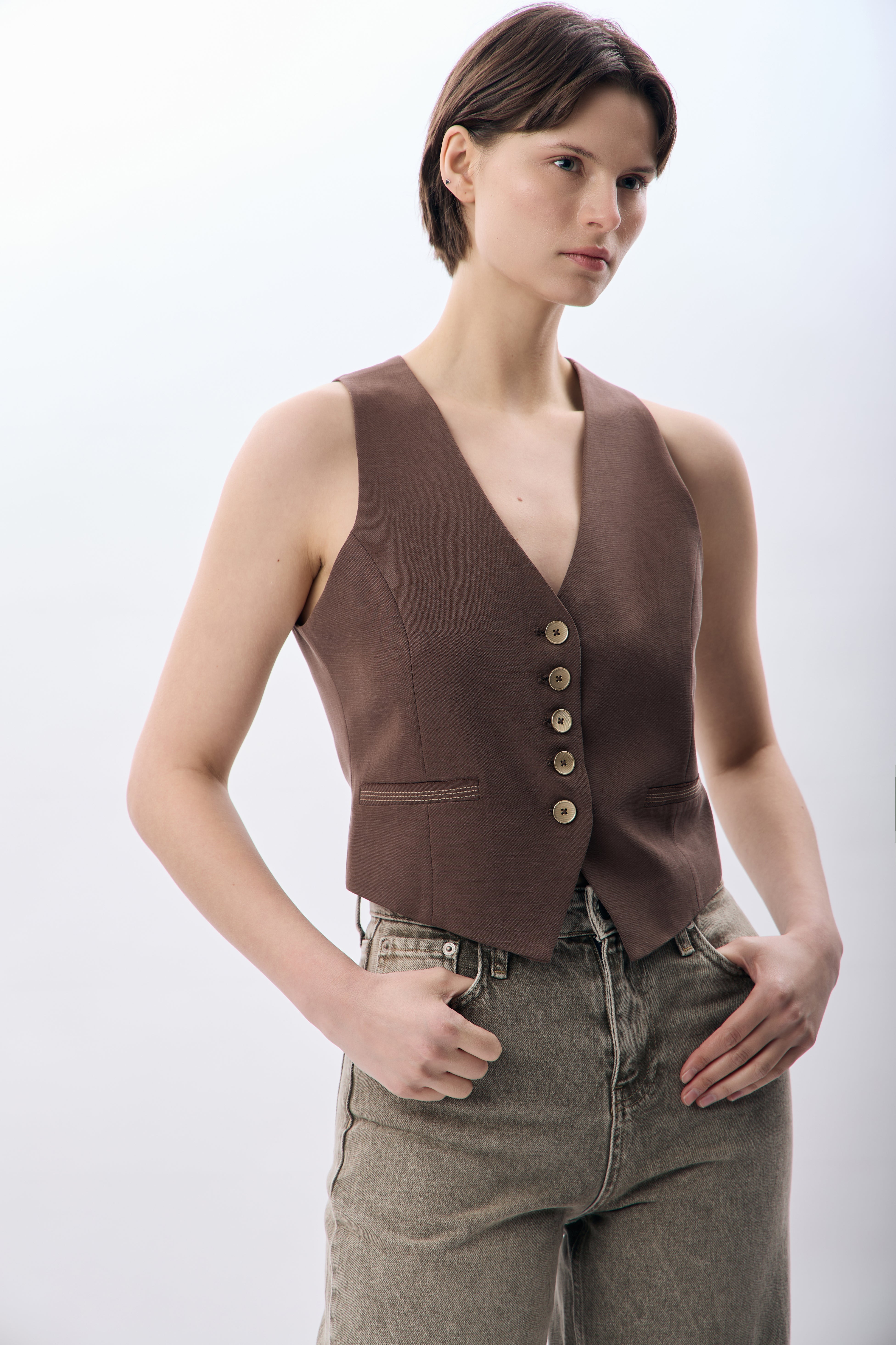 Diagonal-Dikiş Detaylı Kısa Yelek-Yelek-1-Milagron.com