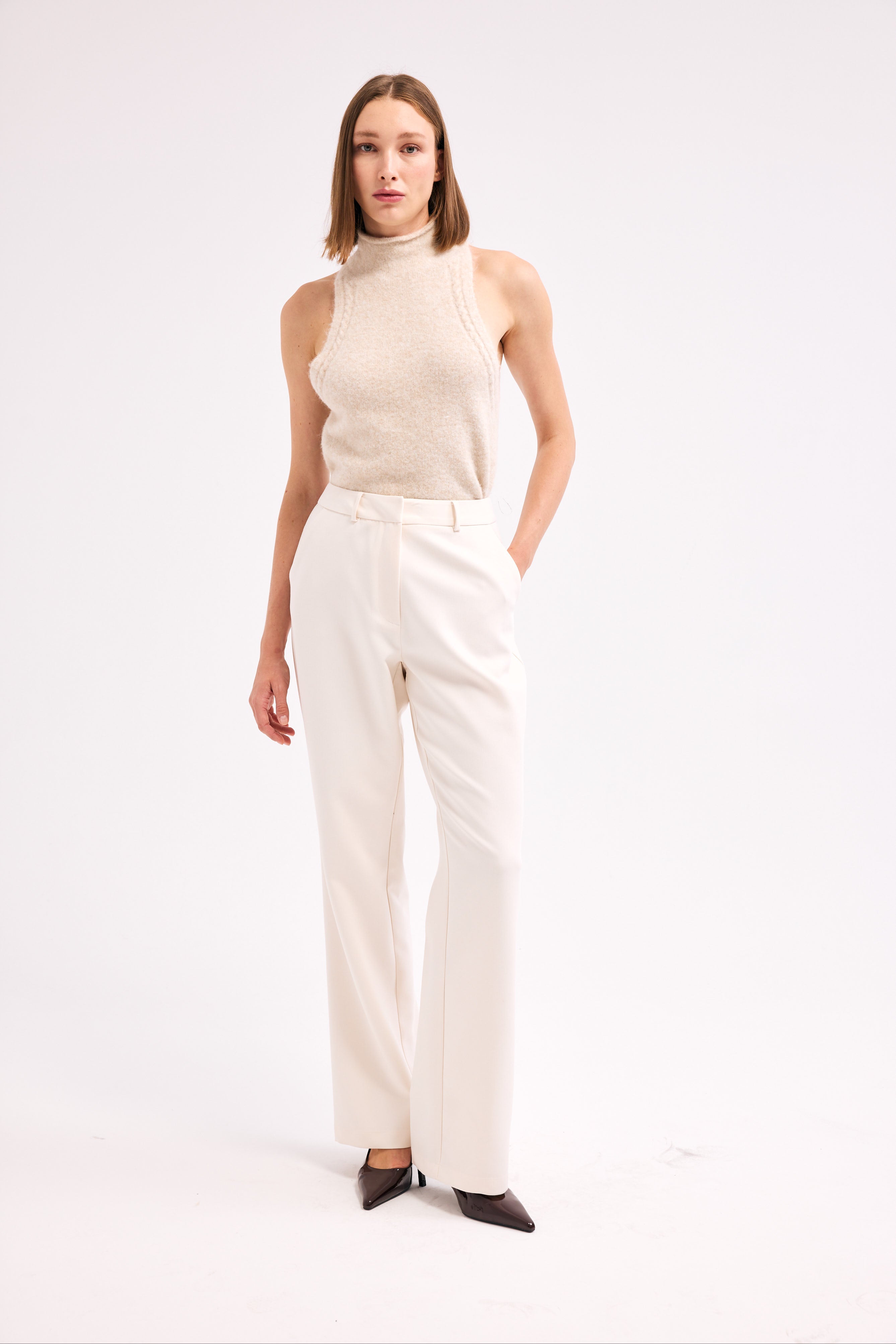 Diagonal-Düz Paça Pantolon-Pantolon-6-Milagron.com