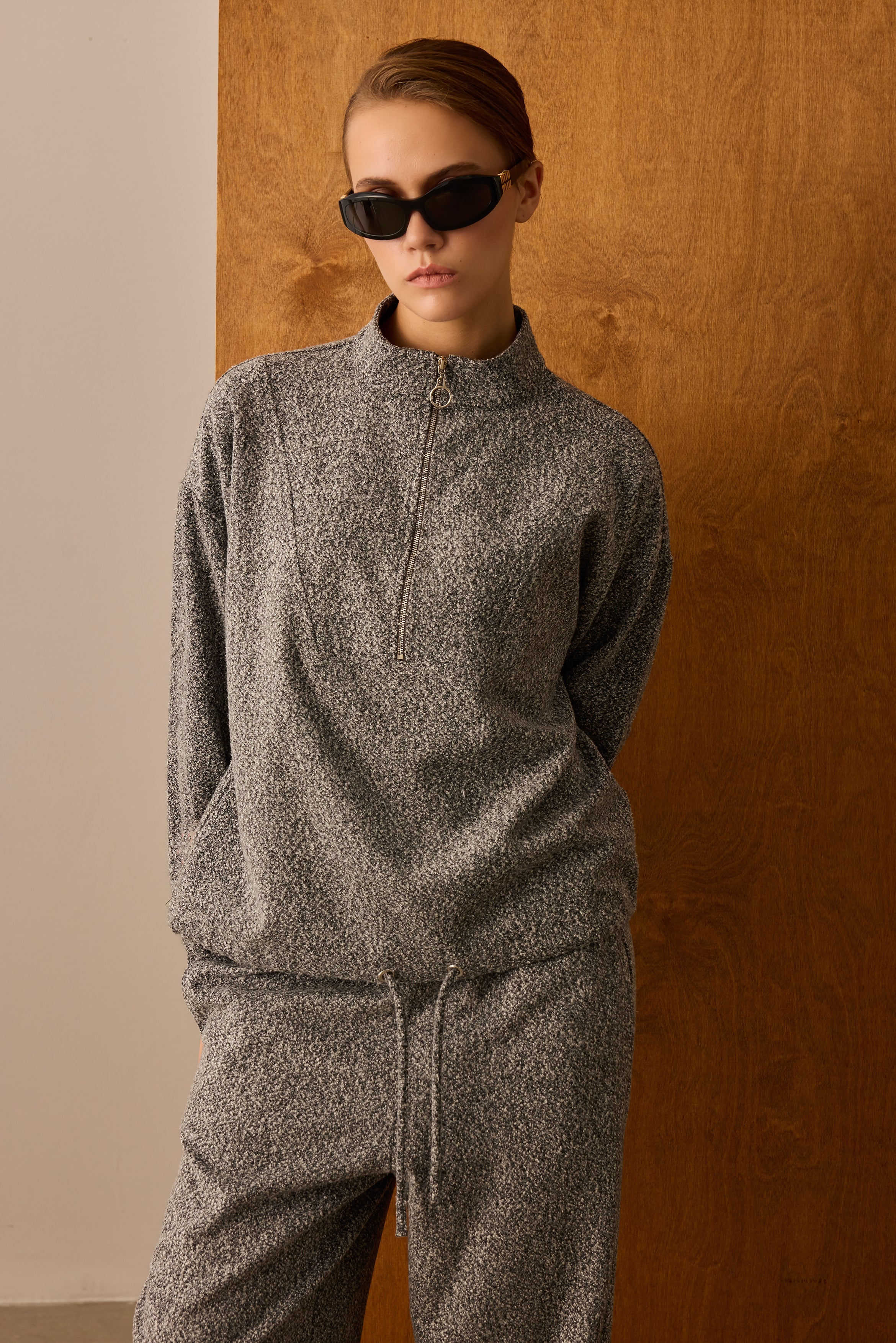 Diagonal-Fermuarlı Gri Sweatshirt-Sweatshirts & Hoodies-7-Milagron.com