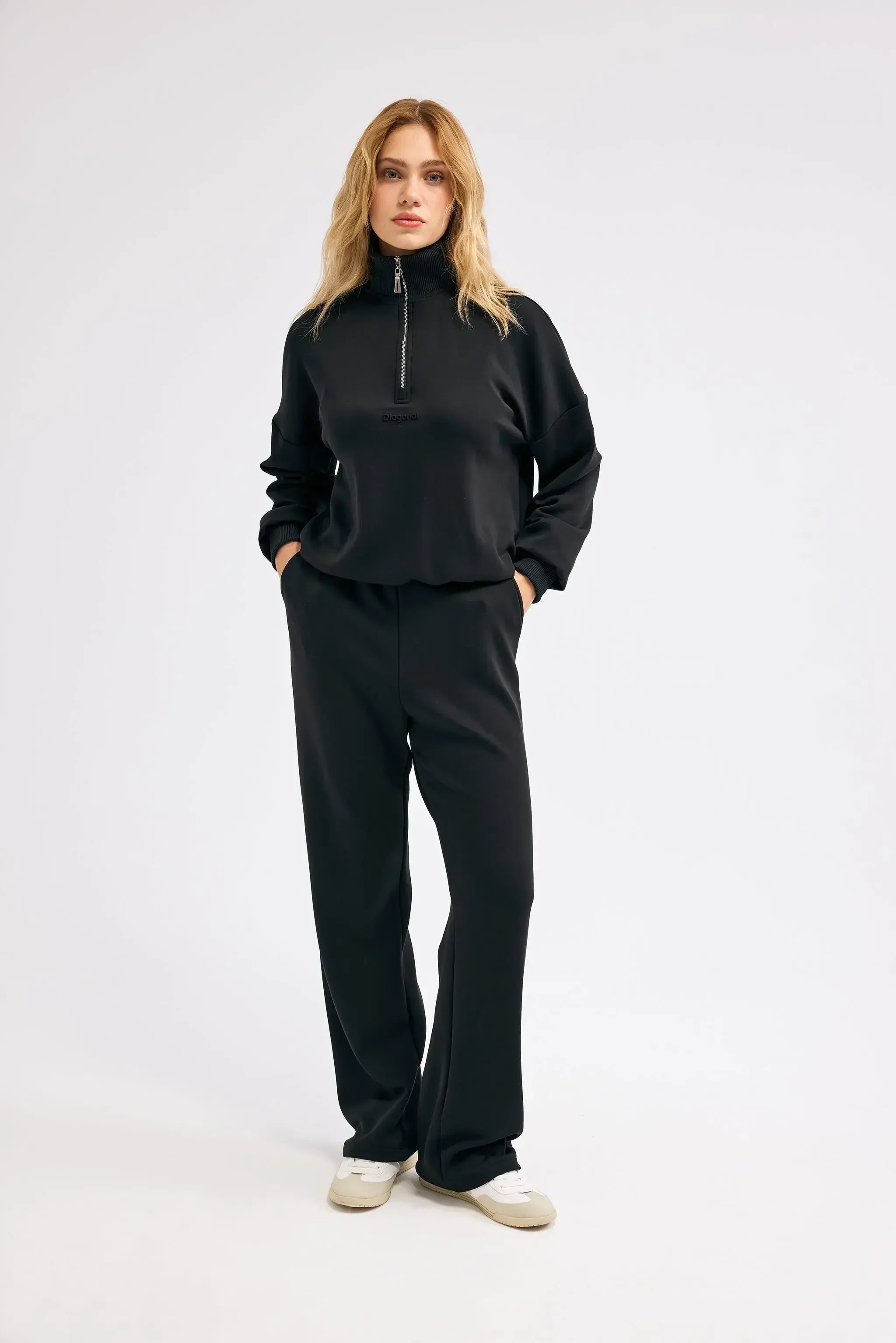 Diagonal-Fermuarlı Siyah Sweatshirt-SWEATSHIRT-3-Milagron.com