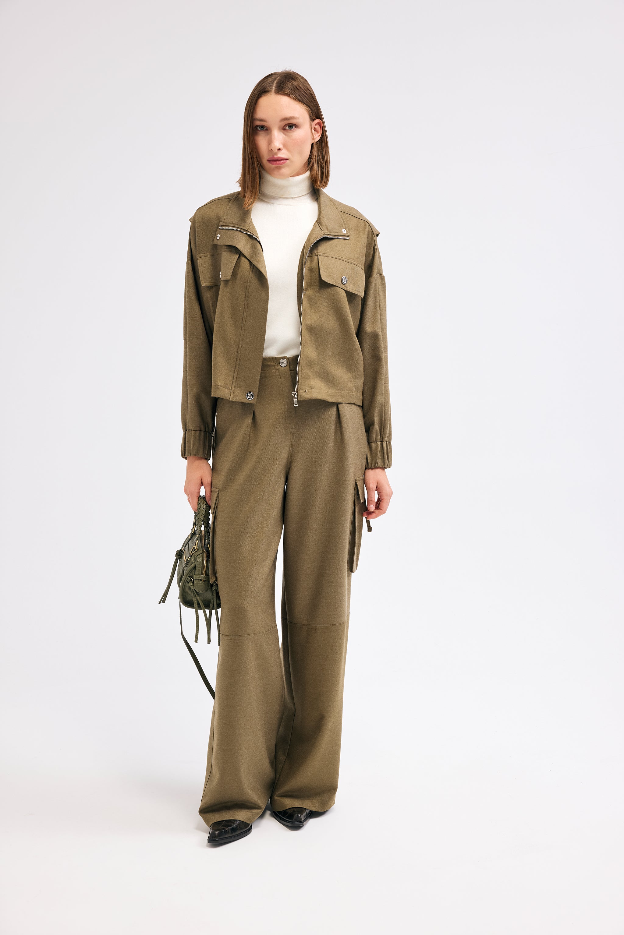 Diagonal-Yandan Cepli Kargo Pantolon (Haki)-PANTOLON-4-Milagron.com