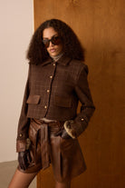 Diagonal-Kahverengi Deri Şort-Şort-2-Milagron.com