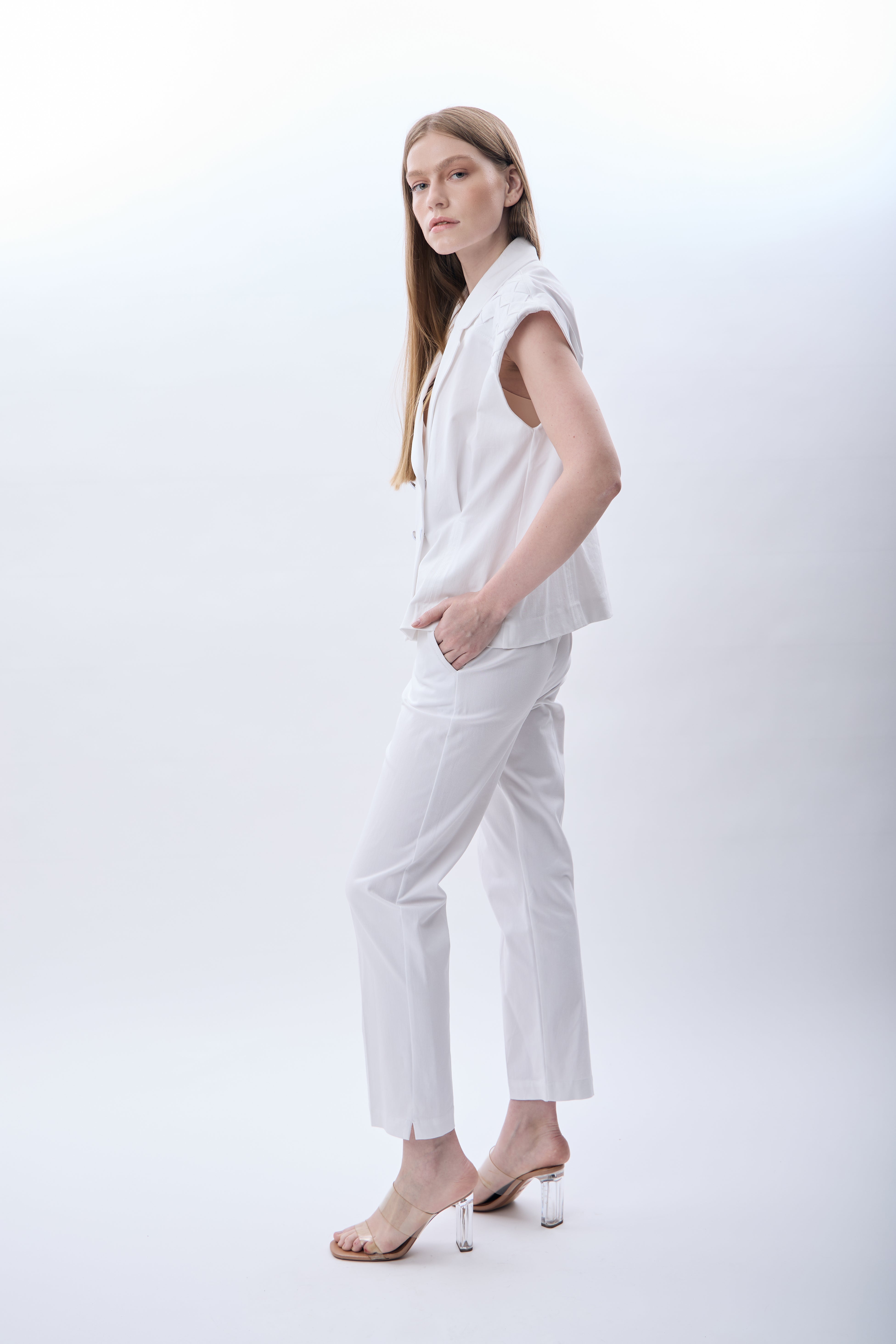 Diagonal-Kapitone Omuzlu Yelek-Yelek-7-Milagron.com