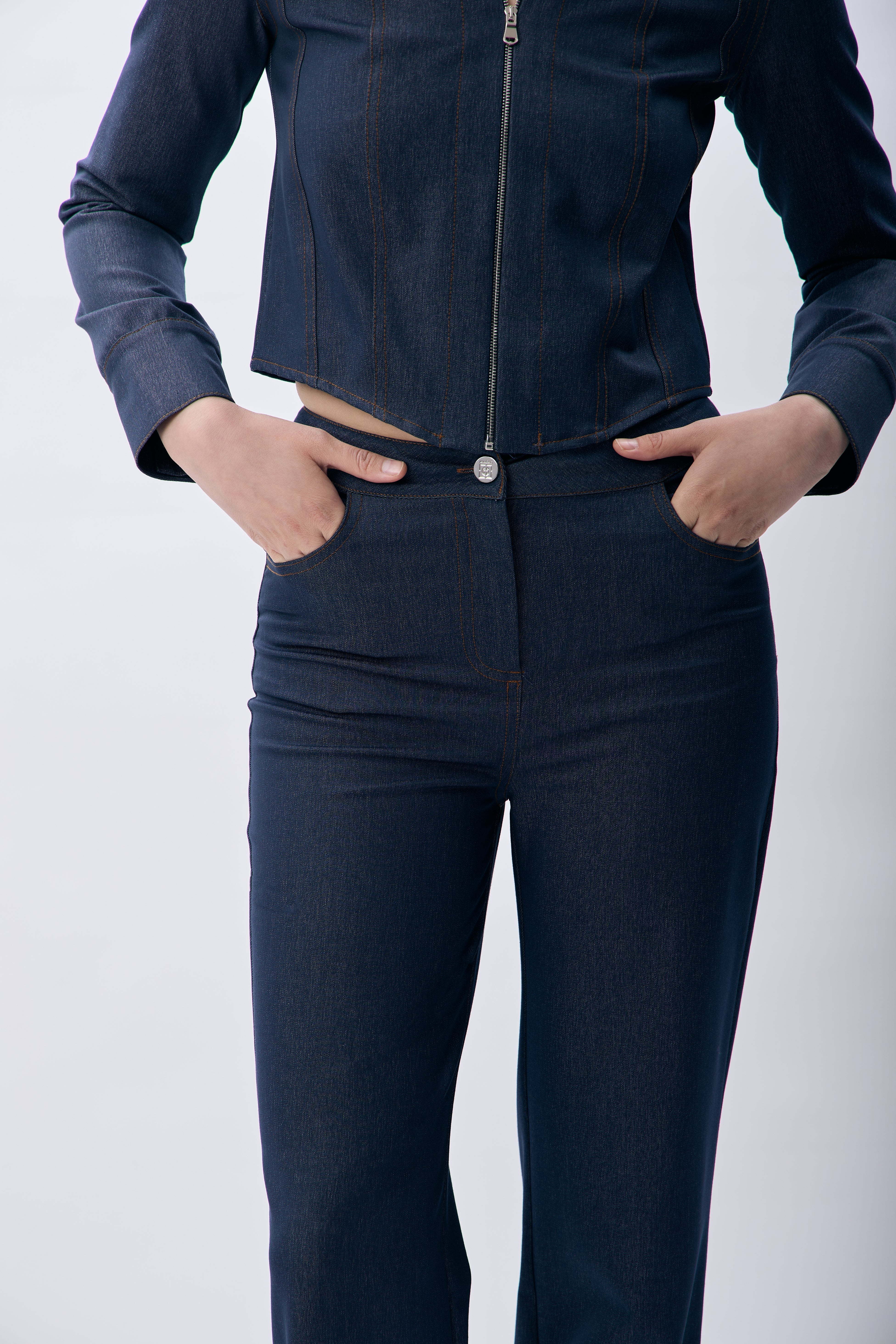 Diagonal-Kemerli Denim Pantolon-Pantolon-1-Milagron.com