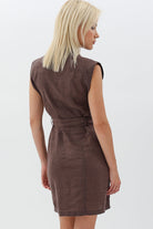 Diagonal-Kemerli Keten Elbise (Kahverengi)-ELBİSE-4-Milagron.com