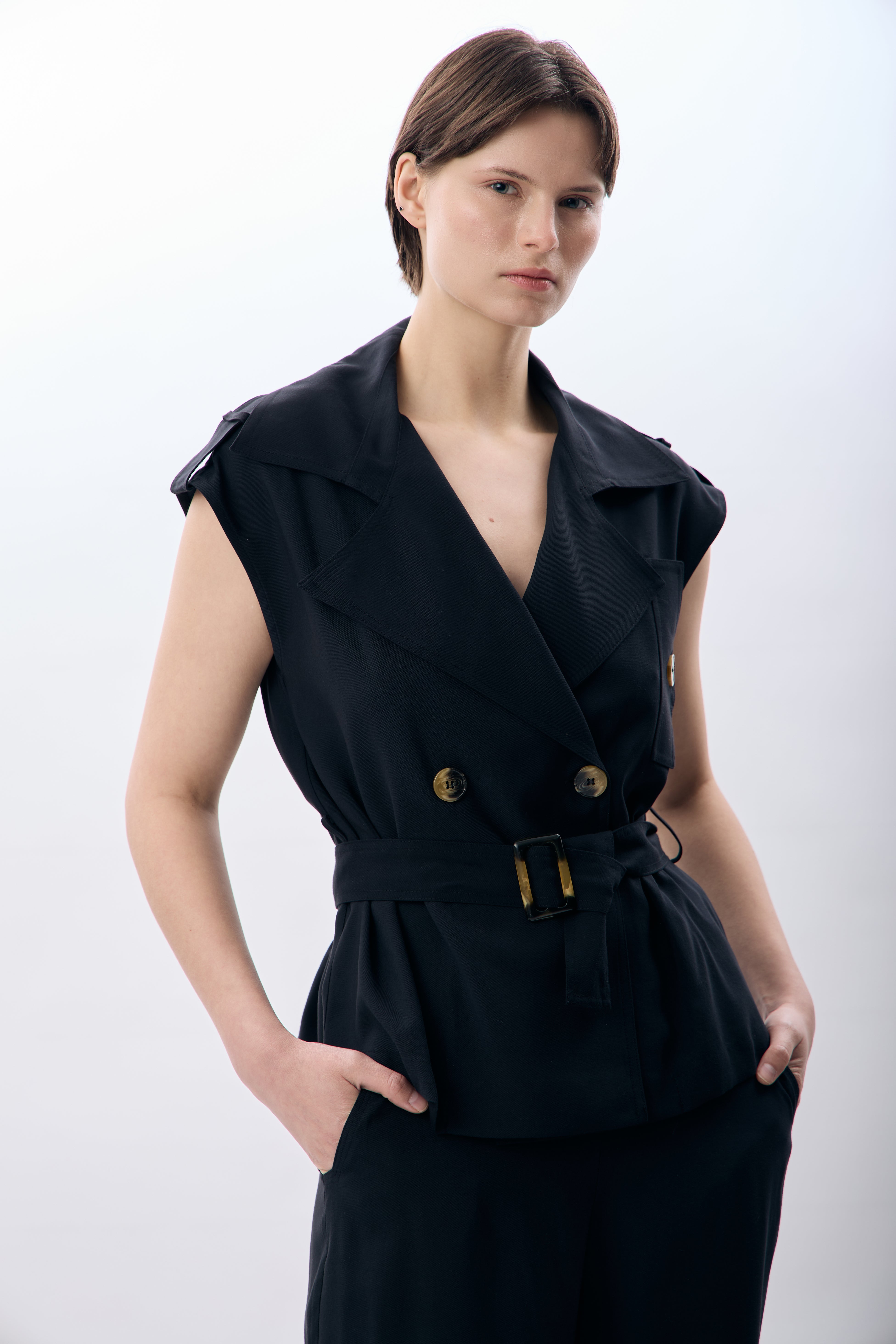 Diagonal-Kemerli Kruvaze Yelek-Yelek-1-Milagron.com