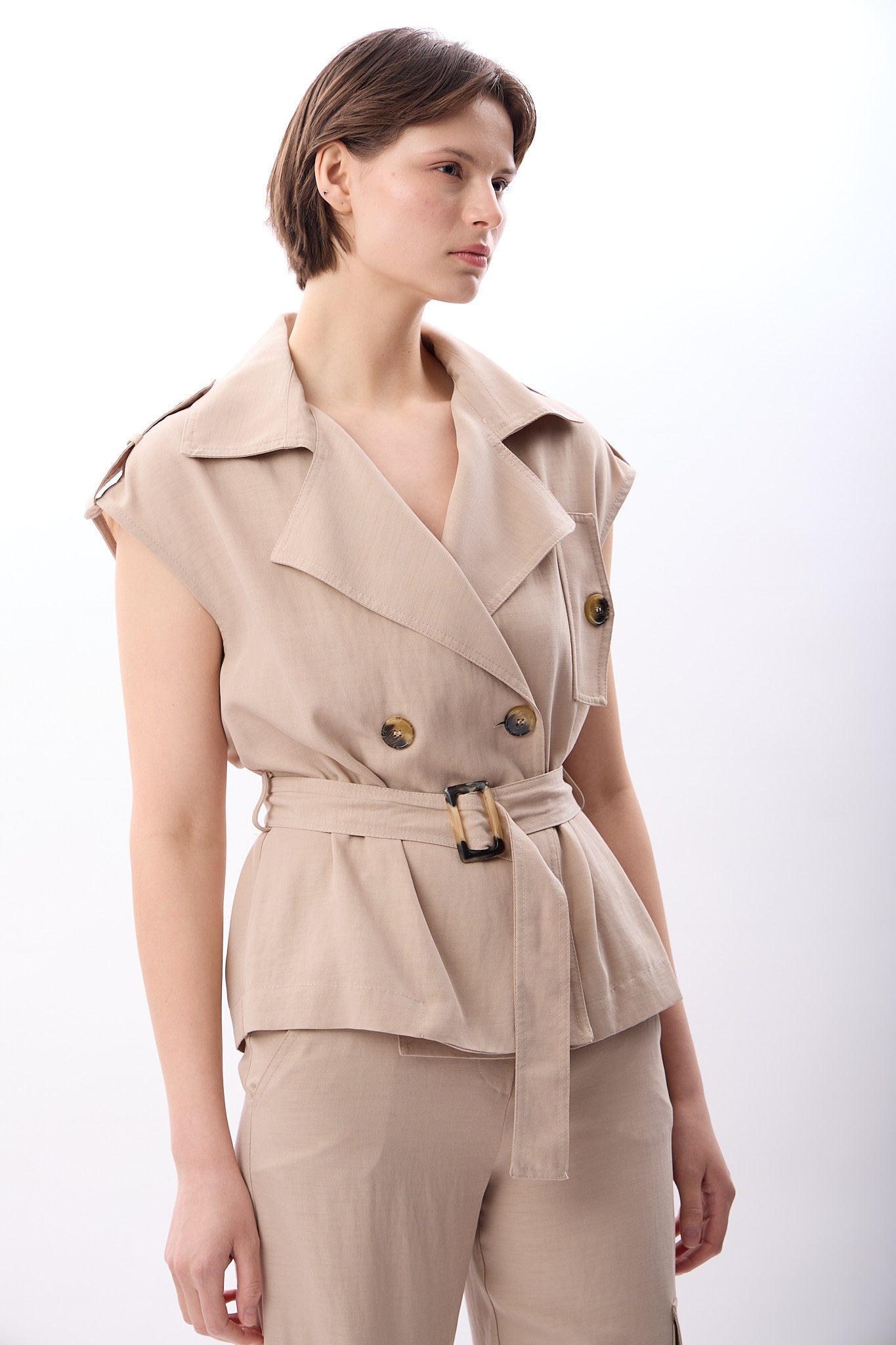 Diagonal-Kemerli Kruvaze Yelek-Yelek-5-Milagron.com