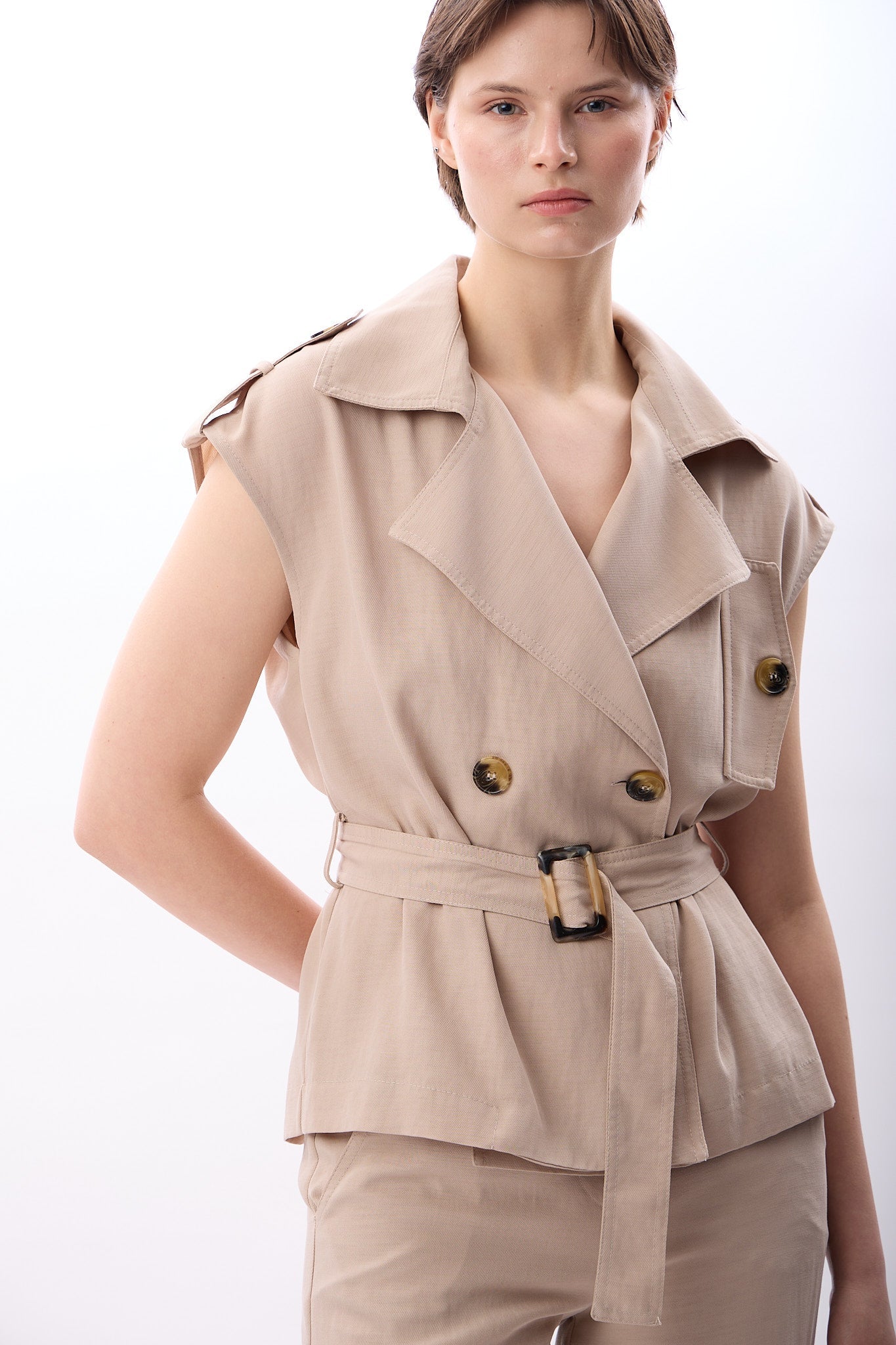 Diagonal-Kemerli Kruvaze Yelek-Yelek-6-Milagron.com