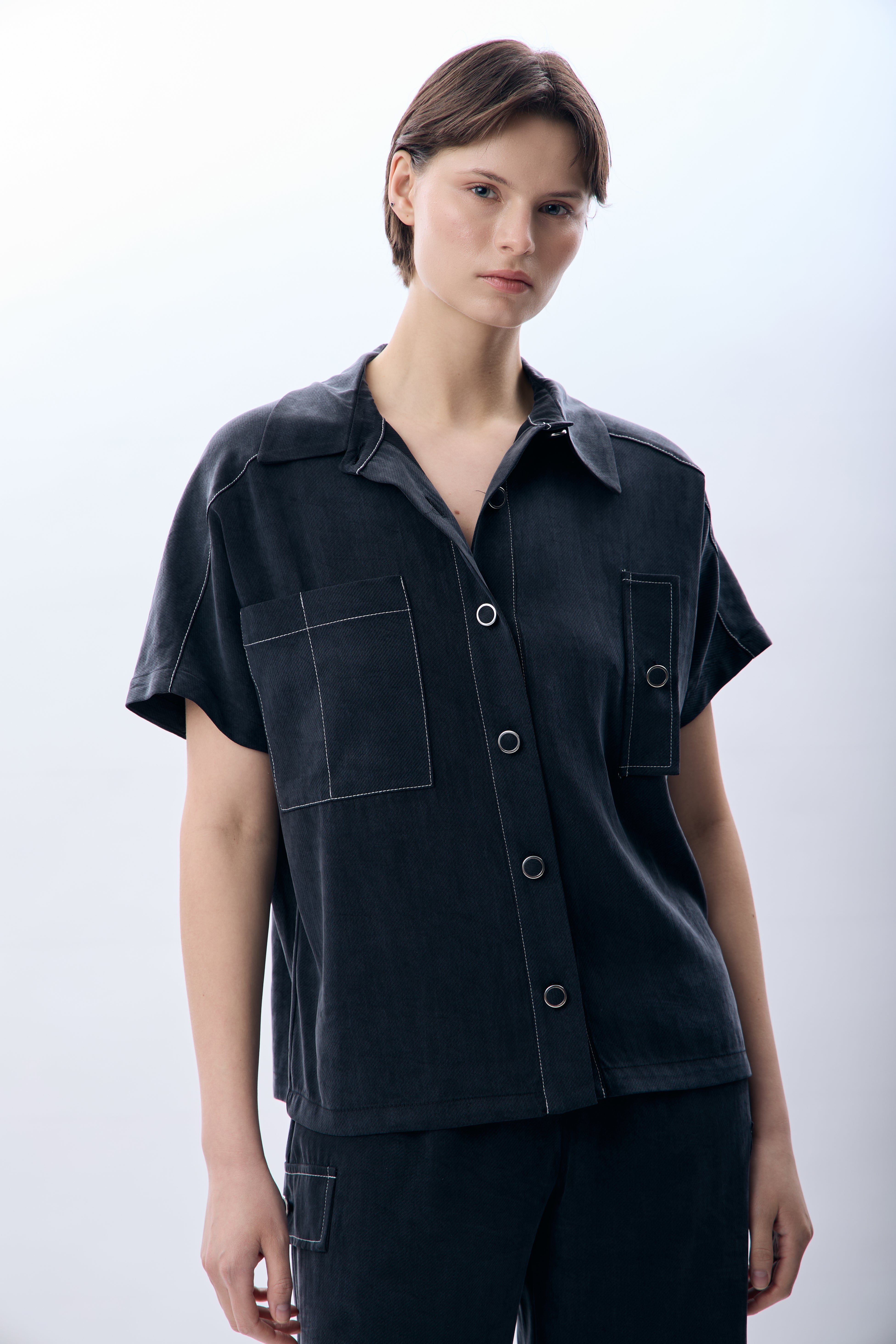 Diagonal-Kısa Kollu Kapak Cep Detaylı Gömlek-Gömlek-1-Milagron.com